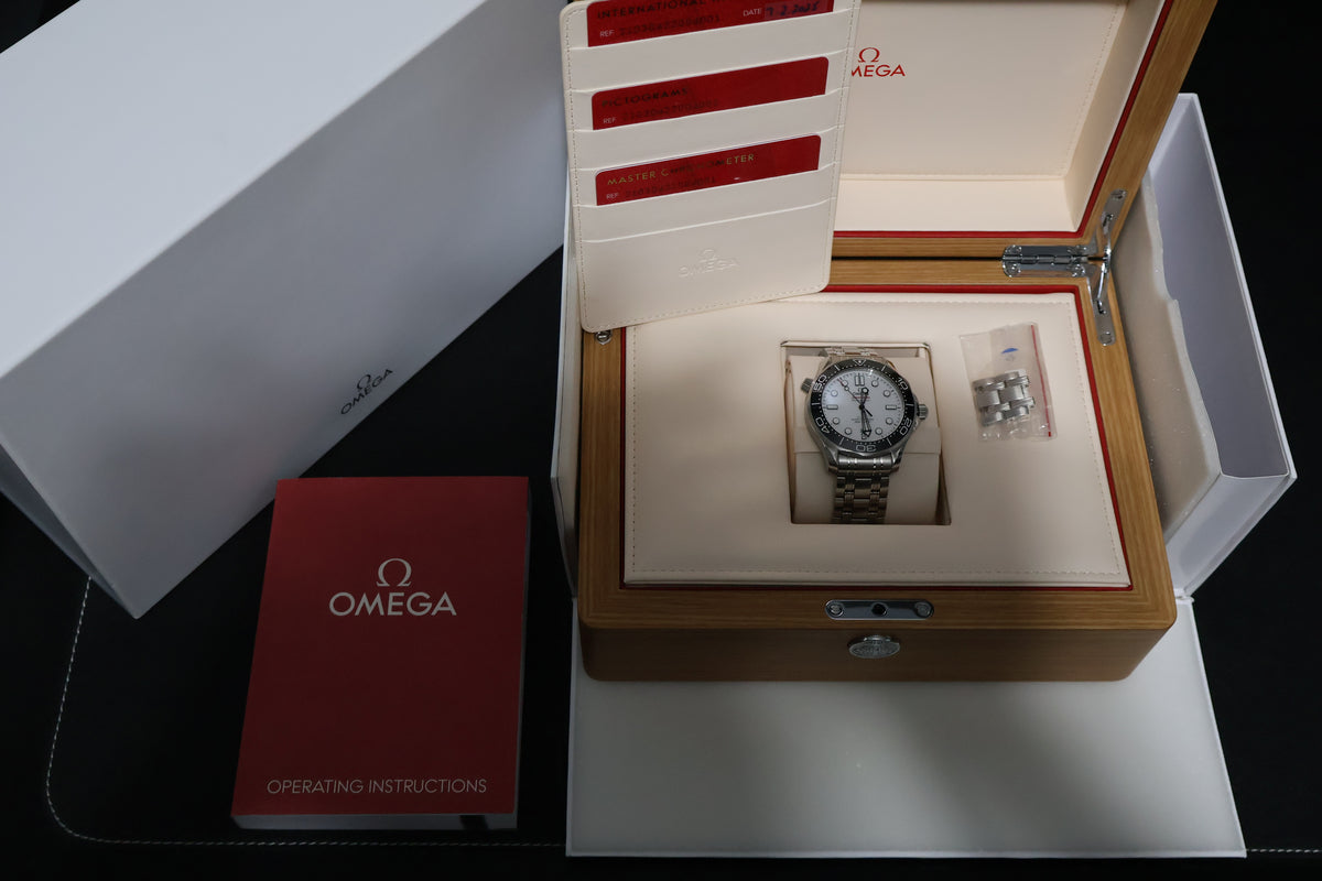 Omega Seamaster Diver 300M 210.30.42.20.04.001 (2025)