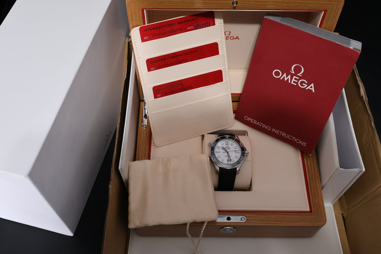Omega Seamaster Diver 300m 210.32.42.20.04.001 (2021)