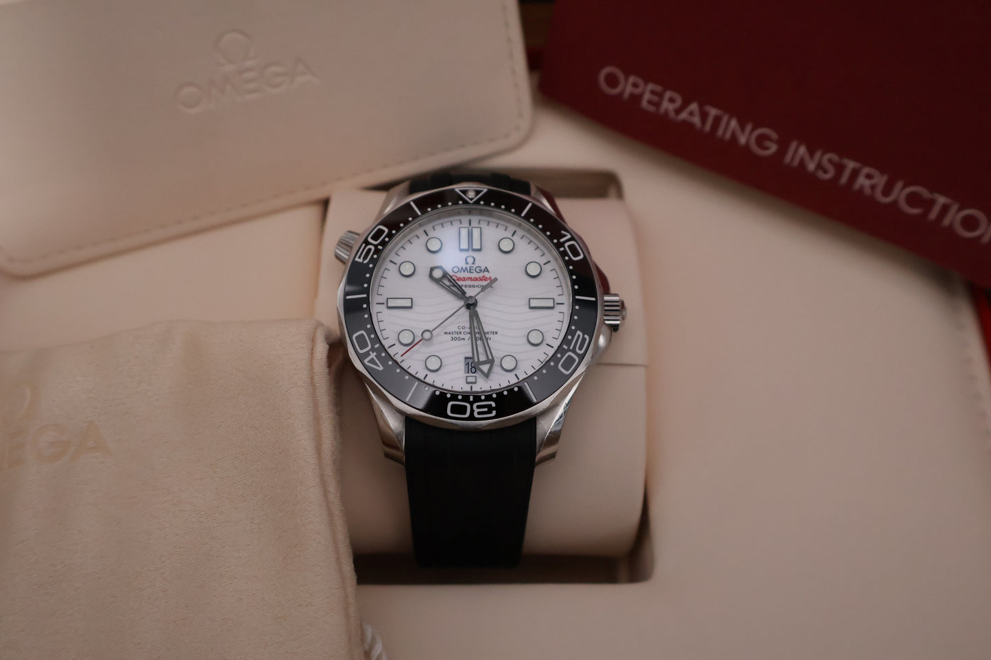 Omega Seamaster Diver 300m 210.32.42.20.04.001 (2021)