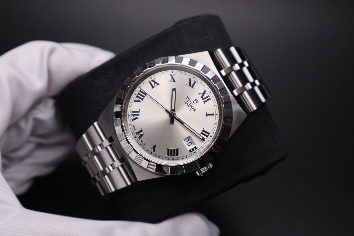 Tudor Royal 28500 (2021)