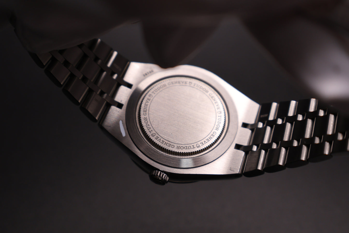 Tudor Royal 28500 (2021)