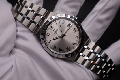 Tudor Royal 28500 (2021)